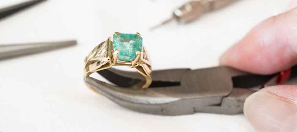 Restauração de joias antigas: E se o passado pudesse brilhar novamente?
